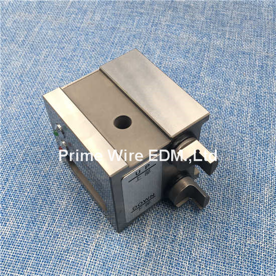 X052B119G51 4 Pin Wire alignment devices