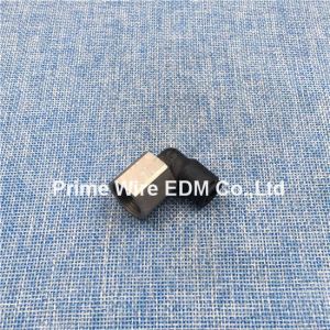 707857 Female stud elbow
