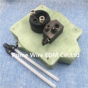 135019257 Guide holder assy